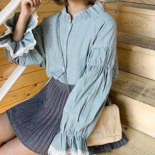 Lace Trim Lantern-sleeve Blouse Light Green - One Size