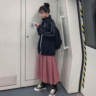 Plain Jacket / Printed Midi A-line Skirt