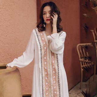 Pattern V-neck Long-sleeve Dress