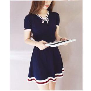 Short-sleeve Knit A-line Dress
