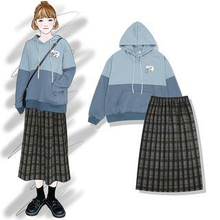 Polo Bear Print Two-tone Hoodie / Plaid A-line Midi Skirt