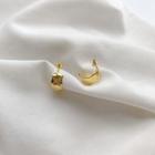 Thick Ear Stud E112 - 1 Pair - Gold - One Size