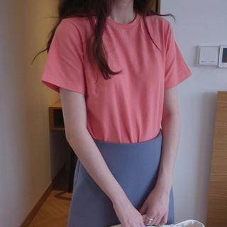 Plain Tee / A-line Skirt