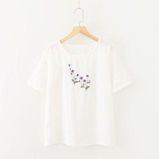 Short-sleeve Embroidered Flower T-shirt