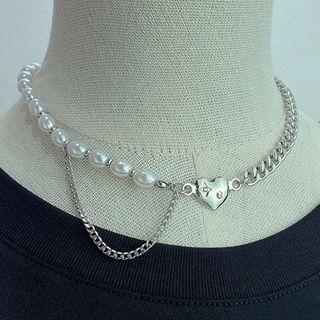 Faux Pearl Chain Heart Choker White - One Size