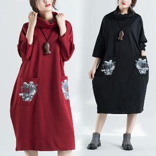 3/4-sleeve Turtleneck Printed Pocket Dress