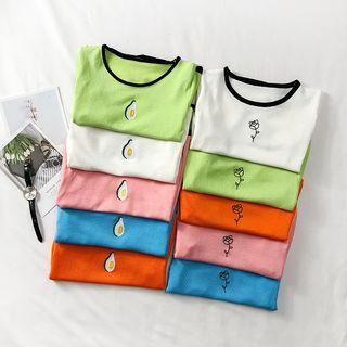 Embroidered Summer-knit Crop Top