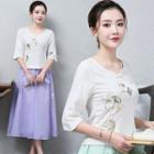 Elbow-sleeve Traditional Chinese Embroidered Top
