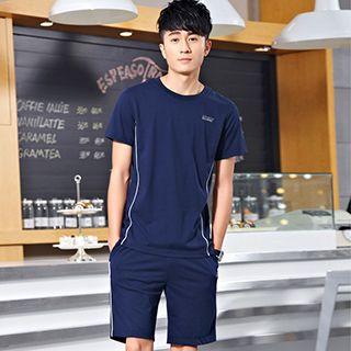 Set : Short-sleeve T-shirt + Shorts