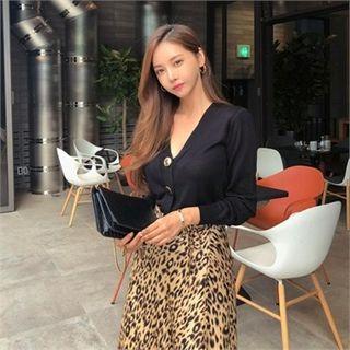 Metallic-button Cardigan