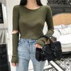 Long-sleeve Cut-out Cropped Knit Top