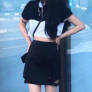 Short-sleeve Crop Top / Buckle A-line Mini Skirt / Set