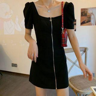 Short-sleeve Zipped Mini Sheath Dress