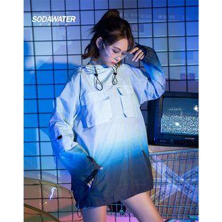 Loose-fit Gradient Hooded Windbreaker