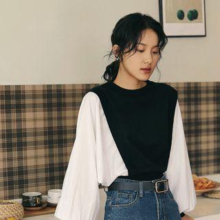 Long-sleeve Paneled Knit Top White & Black - One Size