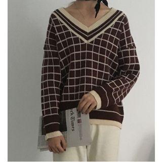 Window Pane V-neck Sweater