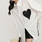 Long-sleeve Heart Accent Shirt White - One Size