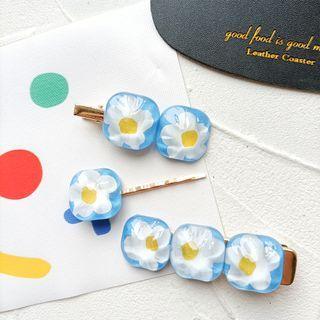 Flower Resin Hair Pin / Hair Clip