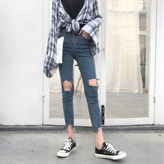 Distressed Asymmetric Cropped Jeans