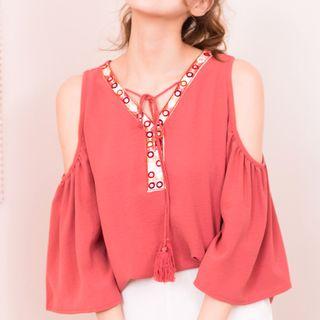Embroidered Cold Shoulder 3/4-sleeve Top