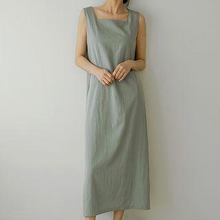 Sleeveless Square-neck Maxi Dress