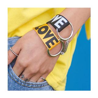 Lettering Chain Bracelet