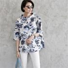 Stand-collar 3/4-sleeve Printed Top