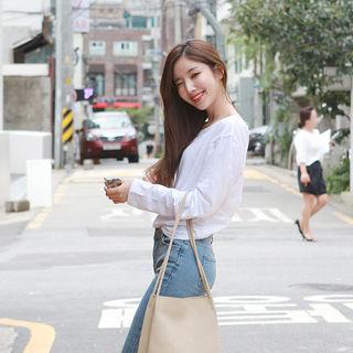 Long-sleeve Knotted-back T-shirt