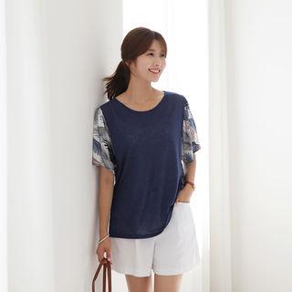 Pattern-sleeve Linen Blend T-shirt