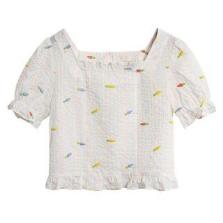 Carrot Embroidered Square-neck Short-sleeve Blouse