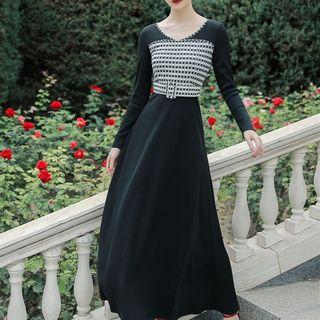 Long-sleeve Plaid Panel Maxi A-line Dress