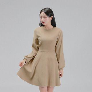 [lovb] Monotone Mini Swing Dress