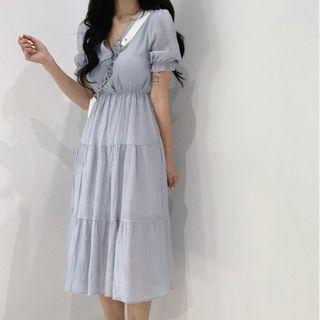 Puff-sleeve V-neck Ruffled Plain Dress