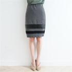 Color-block Band-waist Skirt