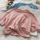 Short-sleeve Twisted Crop T-shirt In 5 Colors