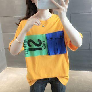 Contrast Pocket Lettering T-shirt