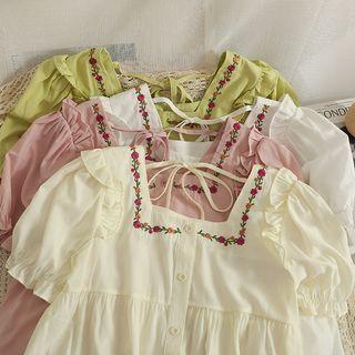 Embroidered Square-neck Loose Blouse