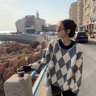 Pattern Sweater / Boot-cut Knit Pants