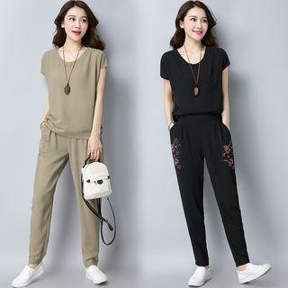 Set: Plain Short Sleeve T-shirt + Flower Embroidered Pants