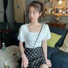 Plain Short-sleeve Square-neck Top