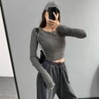 Stretched Slim-fit Crop T-shirt