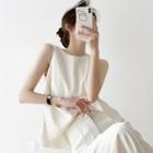 Sleeveless Plain Top / Wide Leg Pants