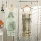 Sleeveless Wave-pattern Skinny Midi Dress
