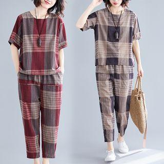 Set: Plaid Short-sleeve T-shirt + Crop Harem Pants