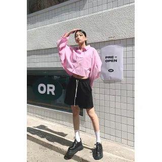 Wide-sleeve Cropped Shirt