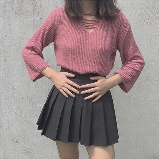 Crisscross Front 3/4-sleeve Sweater