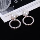 Ring Hollow Pearl Earring White - One Size