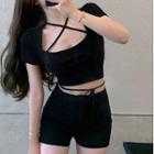 Short-sleeve Cross Strap T-shirt / Plain Shorts