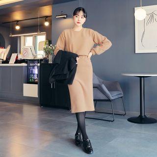 Set: Round-neck Corduroy Top + Band-waist Midi Skirt