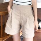 High-waist Linen Shorts